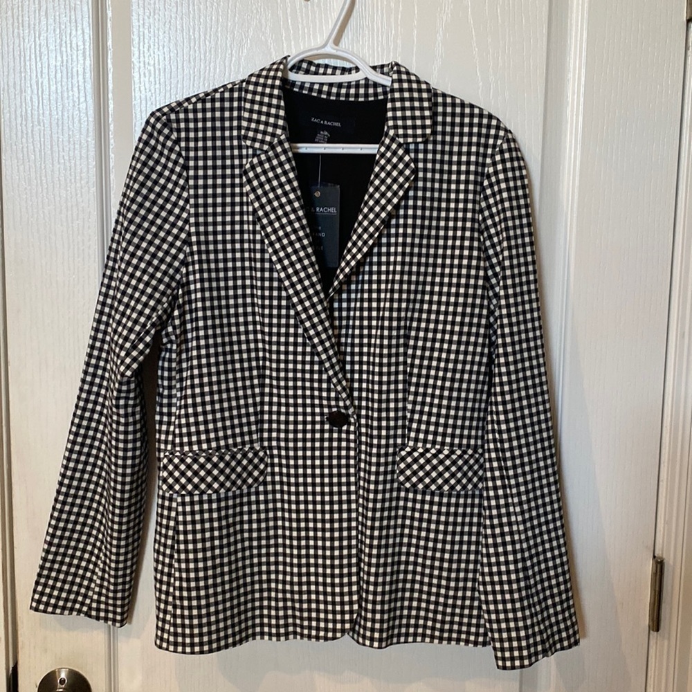 Zack and Rachel sz medium black and white checkered Blazer